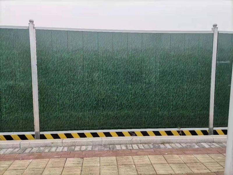 小草彩钢围挡